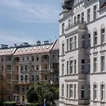 Apartament Rentplanet - Reja *