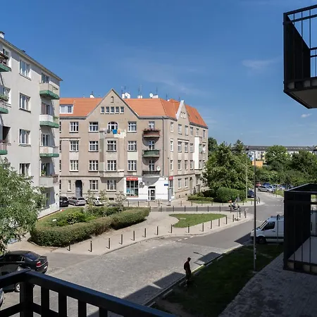 Apartament Rentplanet - Reja *
